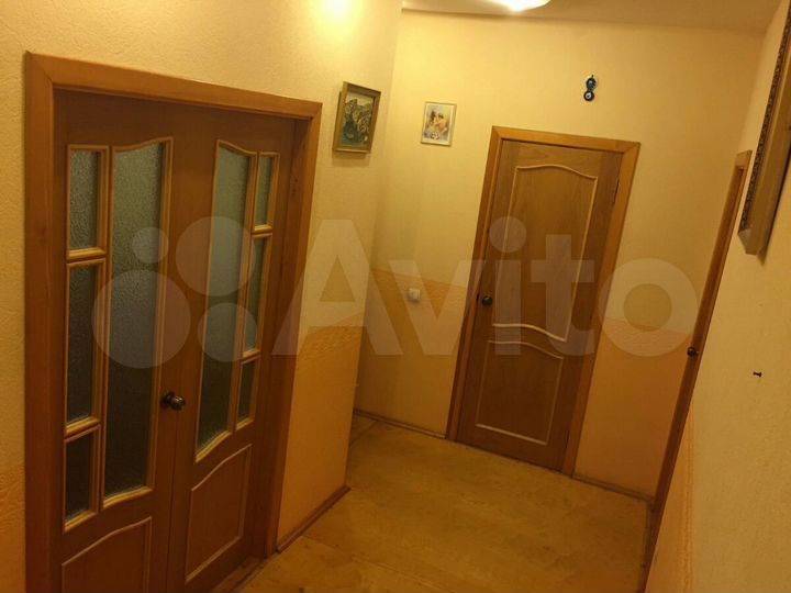 2-к. квартира, 55 м², 2/3 эт.