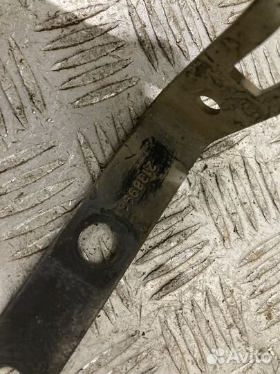 Кронштейн системы AdBlue (мочевины) Volvo 21389981