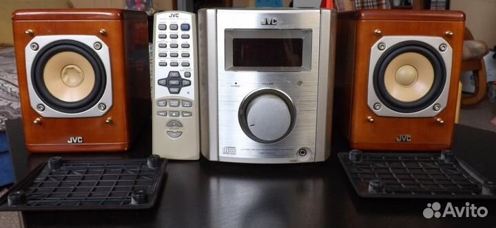 Музыкальный центр