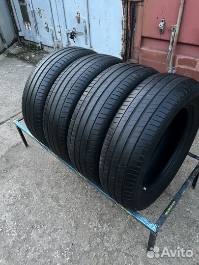 Michelin Primacy 3 215/65 R17 99V