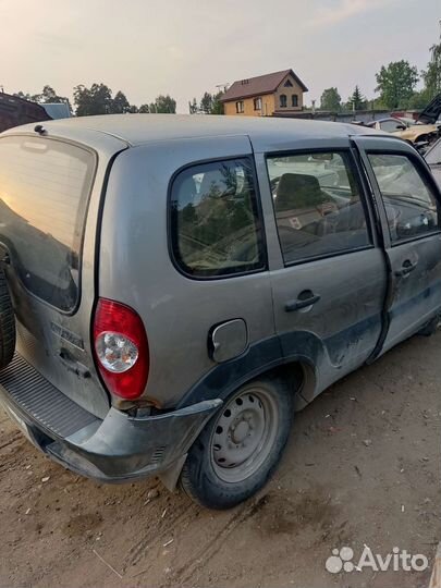 Niva chevrolet в разбор