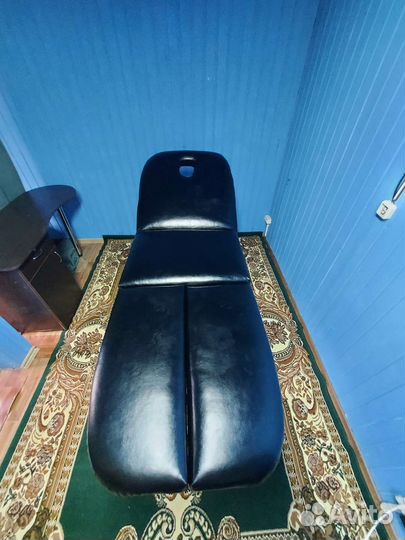 Массажный стол