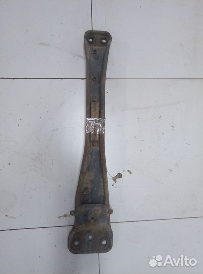 Nissan Almera (B10) балка передняя продольная