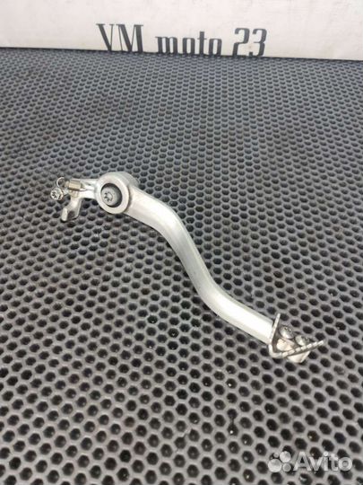 Лапка тормоза ktm 690 duke 2018+