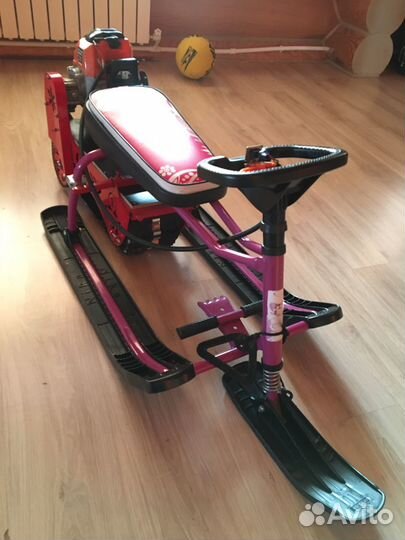 Детский снегокат снегоход с бензиновым мотором б.у