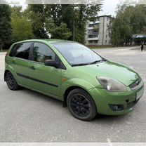 Ford Fiesta 1.4 MT, 2006, 251 581 км, с пробегом, цена 370 000 руб.