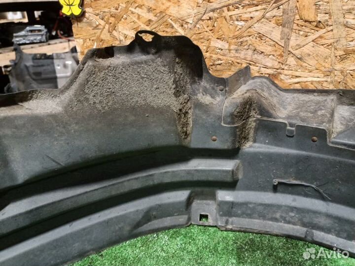 Защита арок (подкрылок) передняя левая Nissan