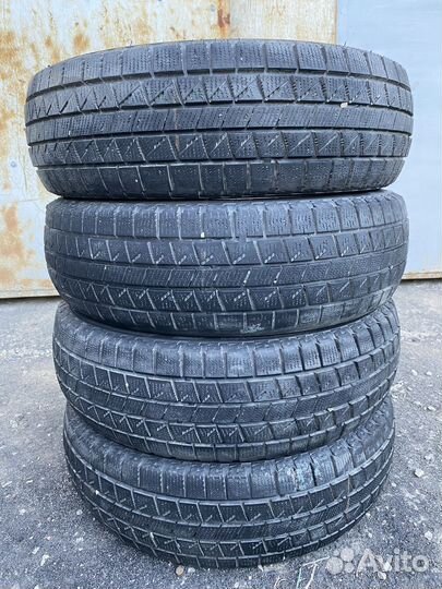 Royal Black Royal Ice 175/70 R13 82S