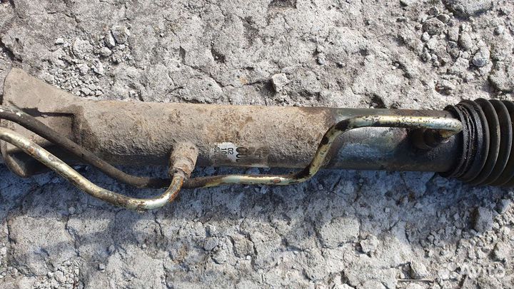 Рулевая рейка Nissan liberty