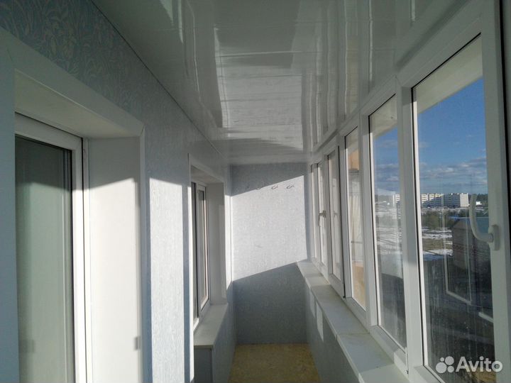 Остекление и отделка балконов