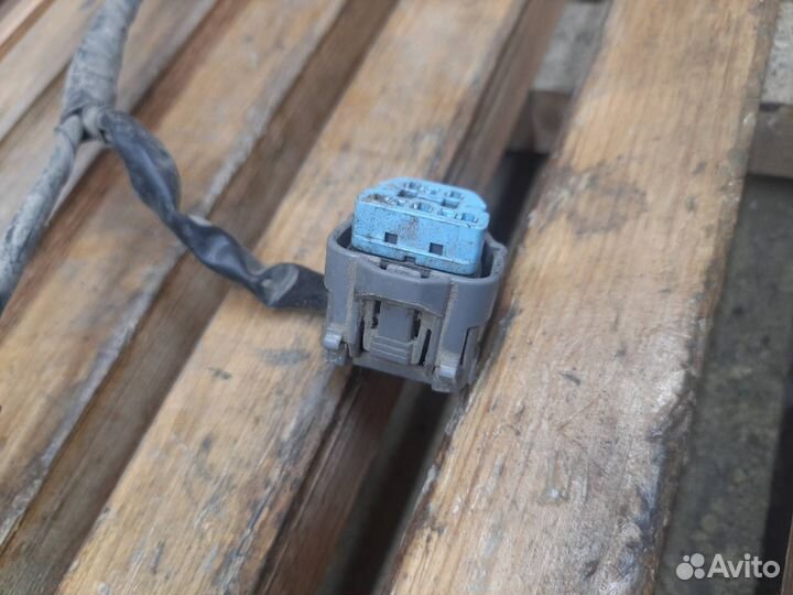 Проводка топливного бака Mitsubishi Outlander CU2W