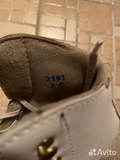 Фигурные коньки jackson