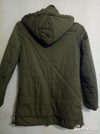 Куртка парка для девочки 140р