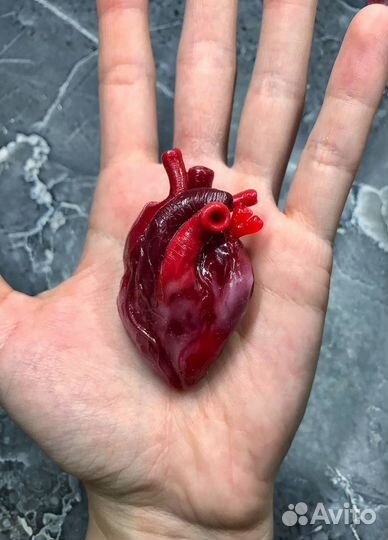 Брошь Сердце