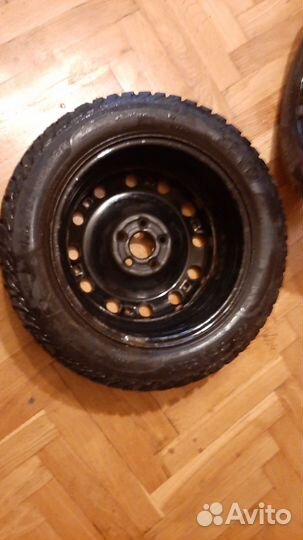 Колеса зимние 185 60 r15 в сборе на WV polo