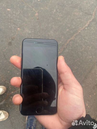 iPhone 7, 32 ГБ