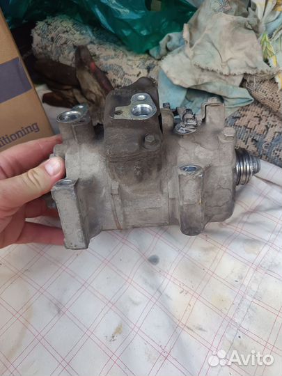 Компрессор кондиционера toyota corolla 150 бу