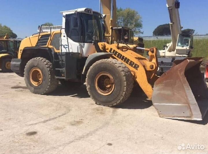 Разборка спецтехника Либхер доставка по РФ и снг