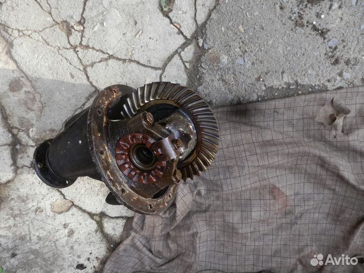 Редуктор заднего моста на Москвич М412