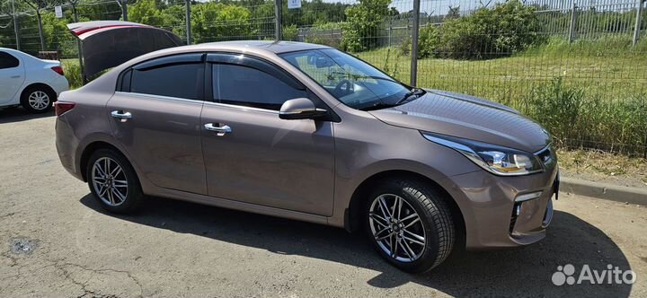 Kia Rio 1.6 AT, 2019, битый, 51 200 км