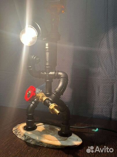 Светильник-наливайник