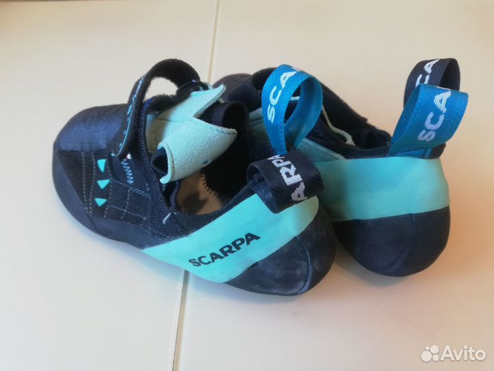 Скальные туфли Scarpa Instinct VS 41EU