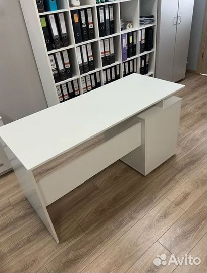 Стол письменный Кайт отличное качество