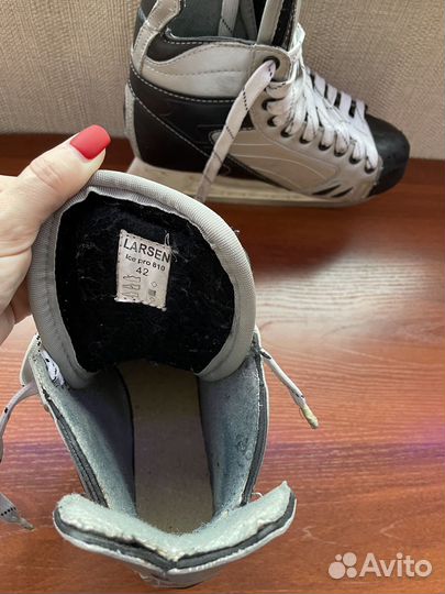 Коньки хоккейные