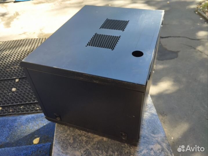 Шкаф серверный настенный krauler 5 юнитовый