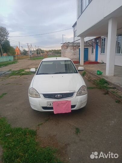 LADA priora седан2013