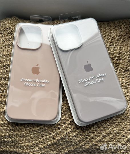 Силиконовый чехол на iPhone 14 pro max