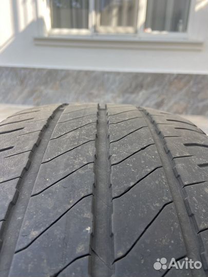 Michelin Agilis 3 215/60 R17C 109T