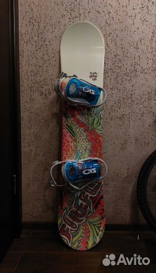 Сноуборд с креплениями для девочки