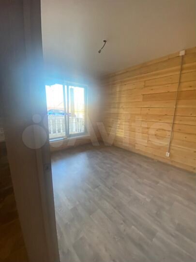 Дом 130 м² на участке 8 сот.