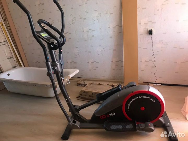 Эллиптический тренажер для дома