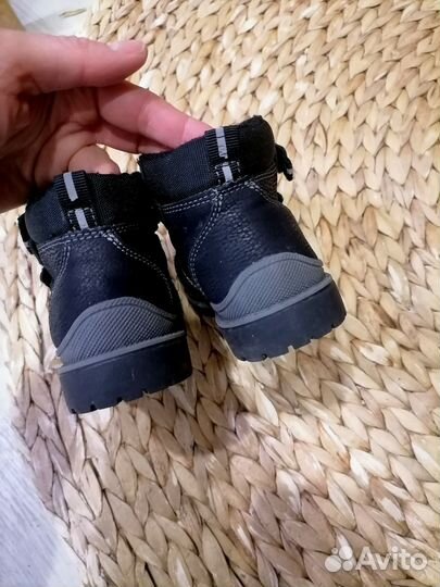 Ботинки демисезонные