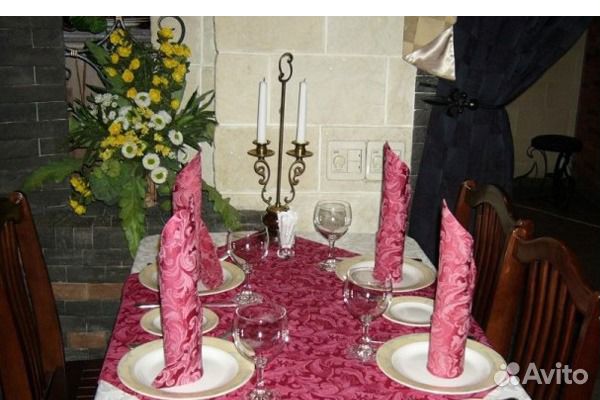 Пошив скатертей, банкетных юбок, чехлов на стулья