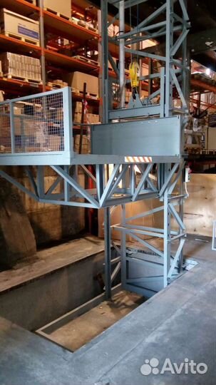 Грузовой подъемник,лифты