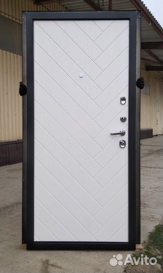 Дверь входная новая со склада