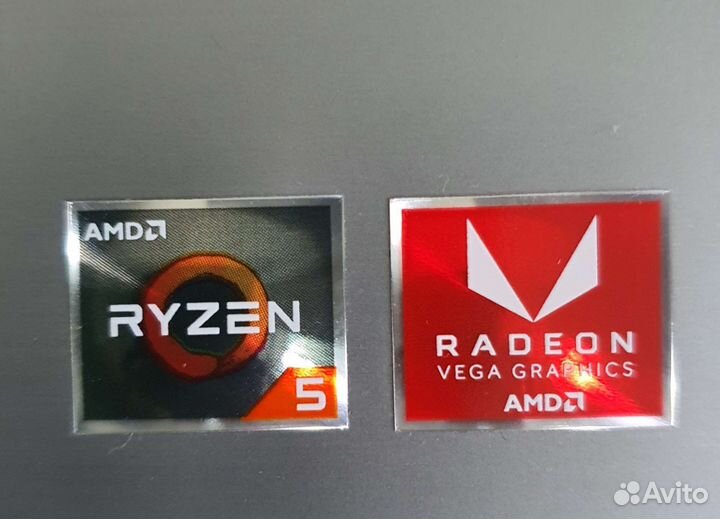 Lenovo/AMD ryzen 5 3500U 2,1 GHz