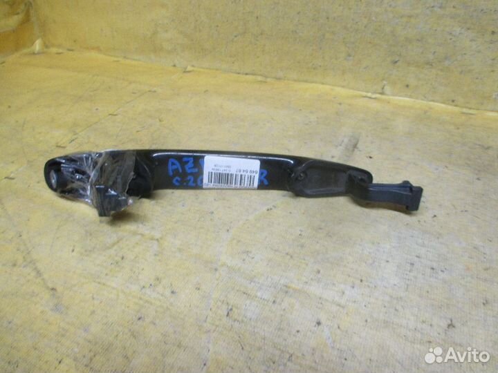 Ручка двери Toyota Noah AZR60G (Заднее)