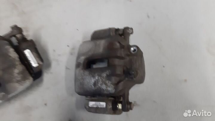 Передние суппорта Опель Инсигния