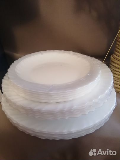 Набор столовой посуды luminarc новый