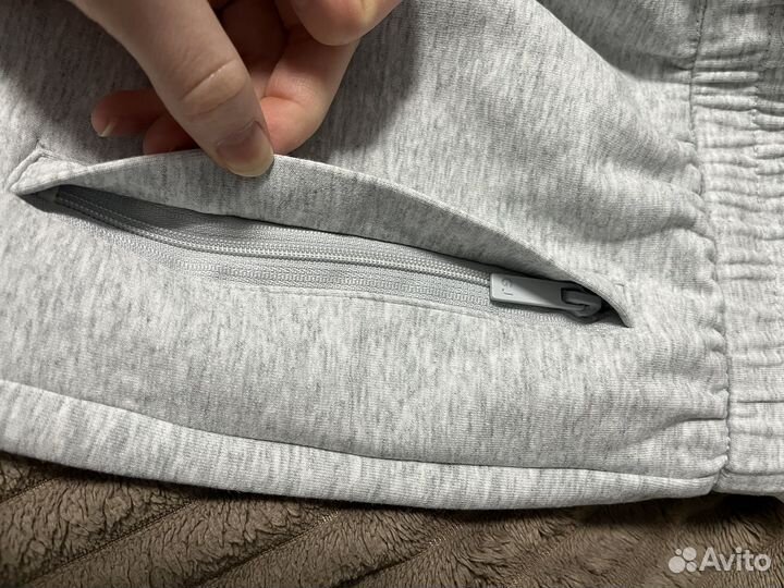 Спортивные брюки