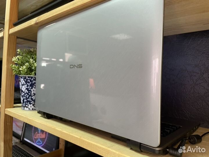 Ноутбук DNS / Core i7 / GeForce / 16GB / SSD