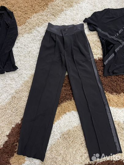 Продаю танцевальную форму для мальчика