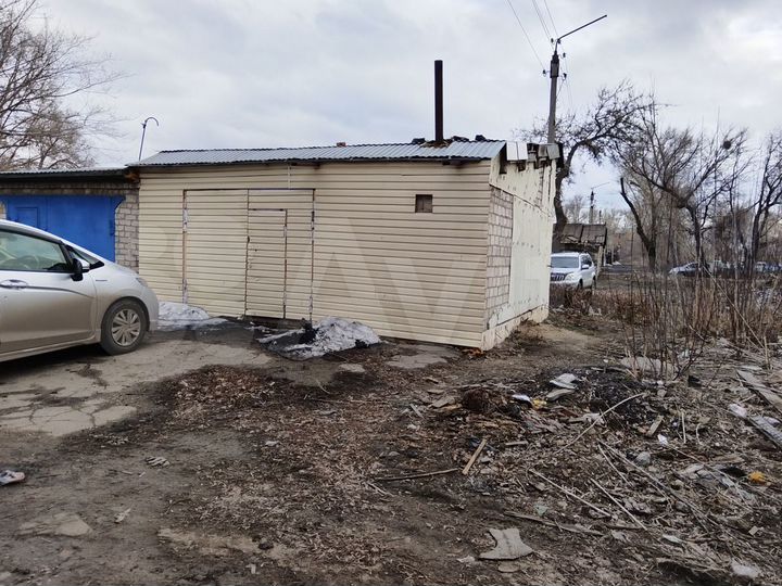 Гараж, > 30 м²