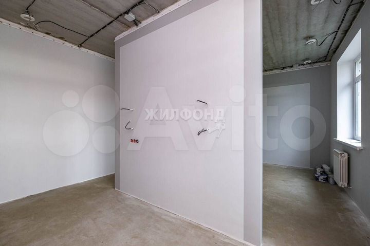 4-к. квартира, 119,8 м², 1/3 эт.