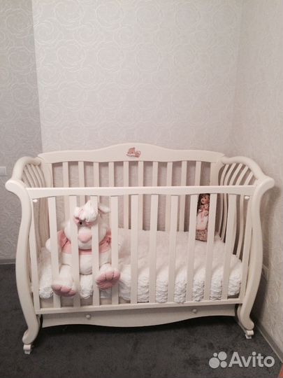 Продается итальянская детская кровать Baby Italia