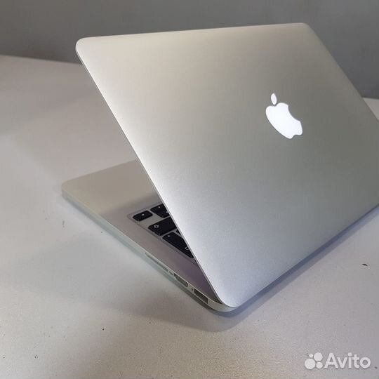 Ноутбук MacBook Pro 13 Retina 2015 A1502 i5